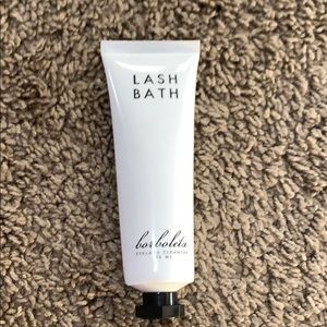 Lash cleanser